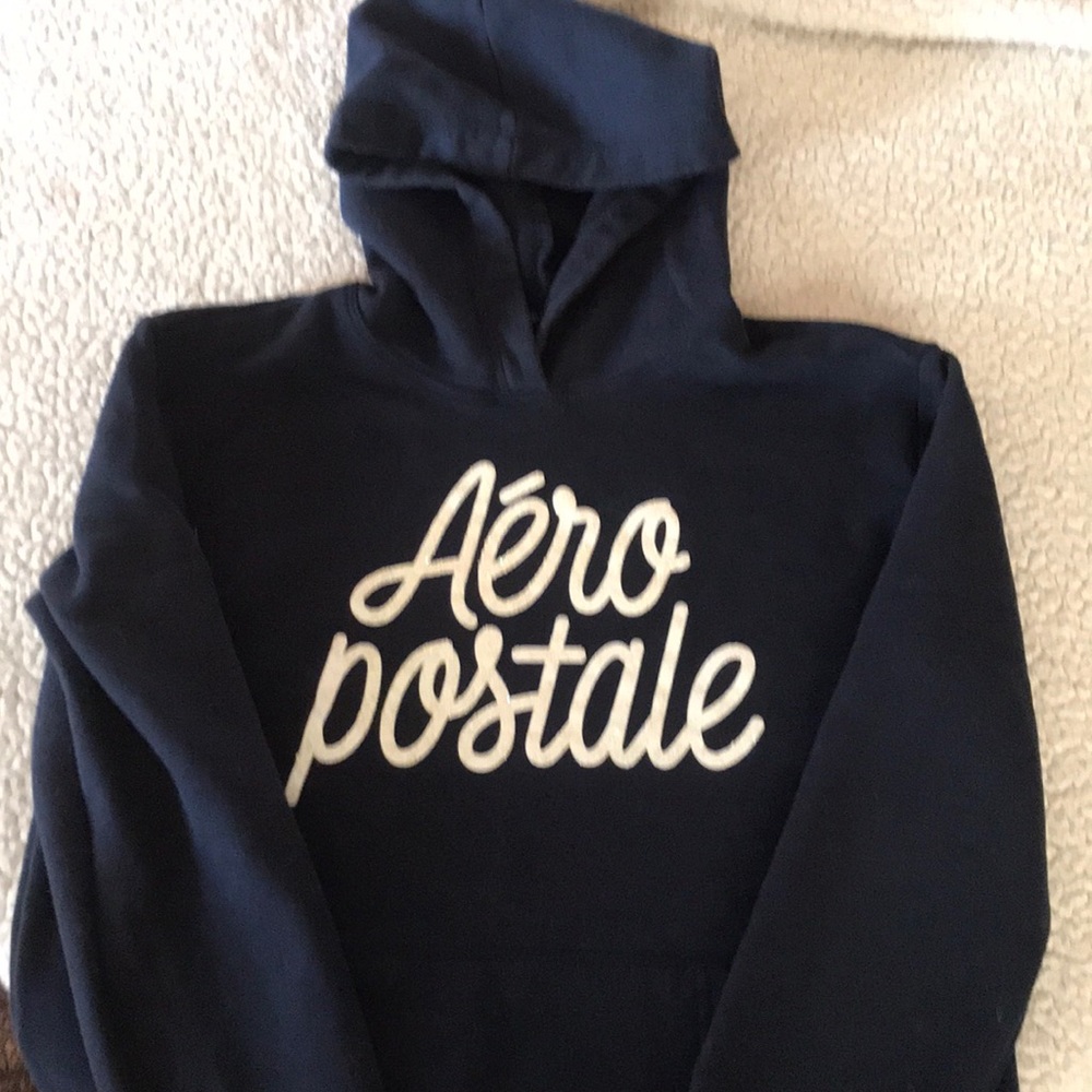 Aero sweatshirt size small